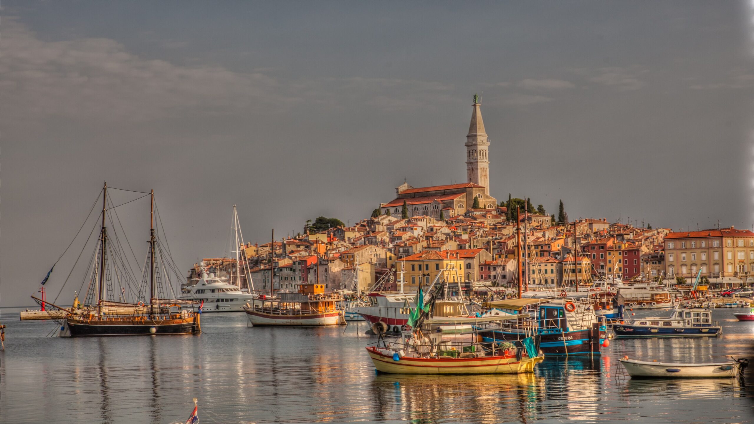 Cityscape_Rovinj_at_sunrise Cityscape_Rovinj_at_sunrise