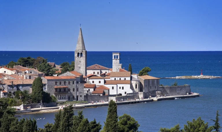 https://bayer-computers.com/wp-content/uploads/2026/08/Porec-panorama-768x456.webp